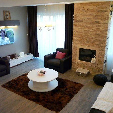 Silver Mountain Apartment A32 - 3 Rooms 3 Bathrooms Пояна-Брашов Экстерьер фото